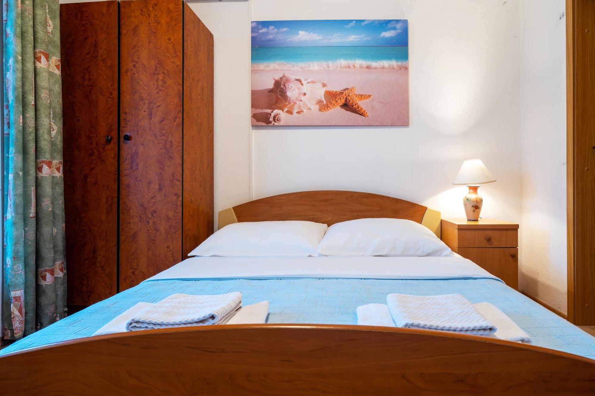 Apartments And Rooms Breeze Neum Oda fotoğraf